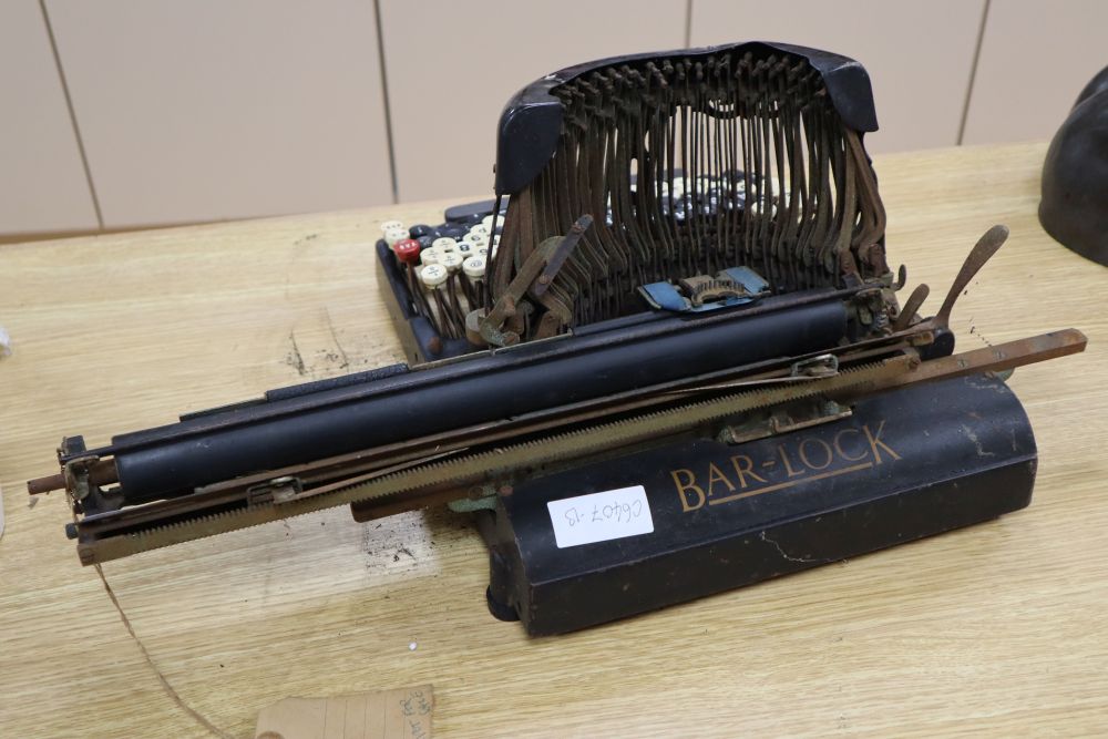 A Royal Bar-Lock typewriter